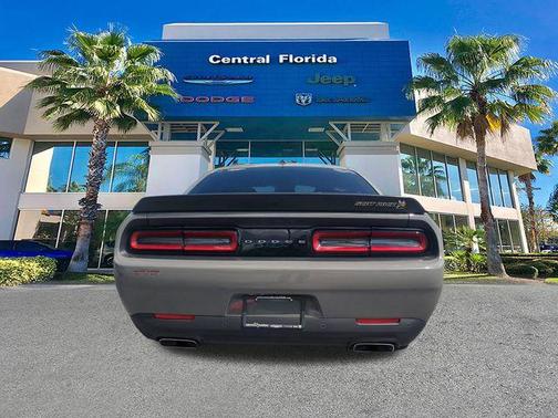 Destroyer Gray Clearcoat 2023 Dodge Challenger R/T Scat Pack Widebody