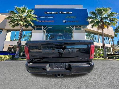 2026 RAM 3500 Limited Crew Cab 4x4 8' Box