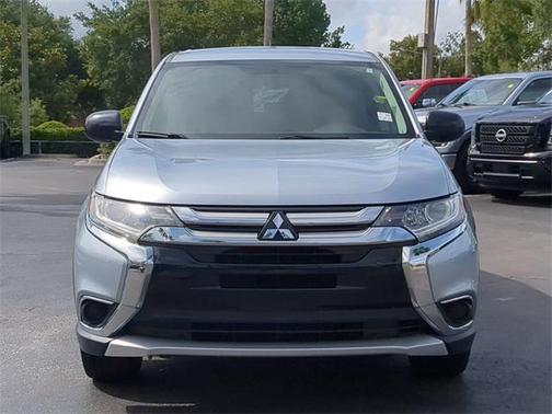 2016 Mitsubishi Outlander ES