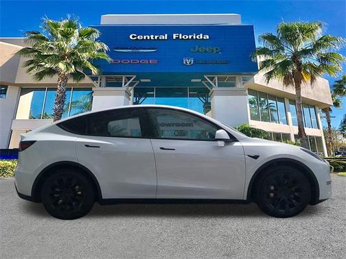 2023 Tesla Model Y Long Range Dual Motor All-Wheel Drive