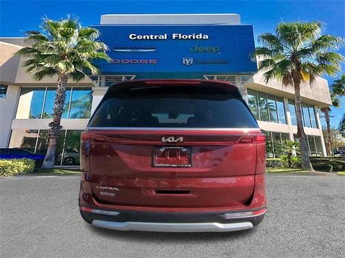 2024 Kia Carnival LX