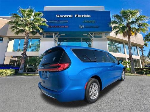 2026 Chrysler Pacifica L