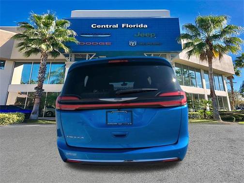 2026 Chrysler Pacifica L