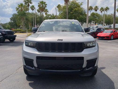 Silver Zynith 2024 Jeep Grand Cherokee L Altitude