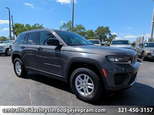 2022 Jeep Grand Cherokee Laredo