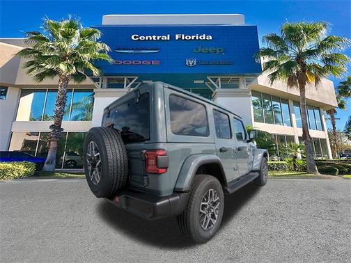 2026 Jeep Wrangler 4-Door Sahara 4x4