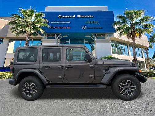 2026 Jeep Wrangler 4-Door Sahara 4x4