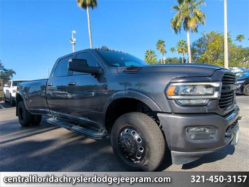 2020 RAM 3500 Laramie Crew Cab 4x4 8' Box