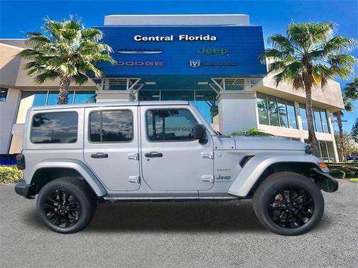 2024 Jeep Wrangler 4xe Sahara