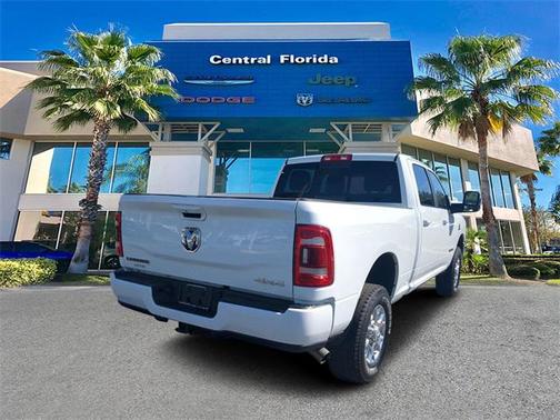 2024 RAM 2500 Laramie Crew Cab 4x4 6'4' Box