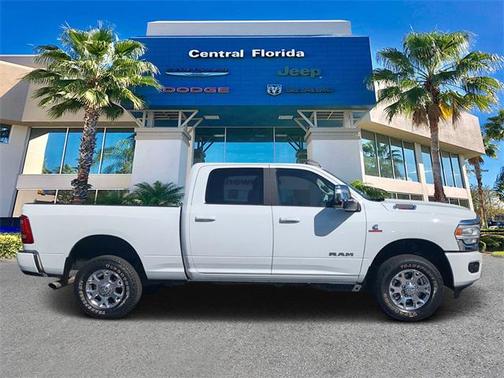 2024 RAM 2500 Laramie Crew Cab 4x4 6'4' Box