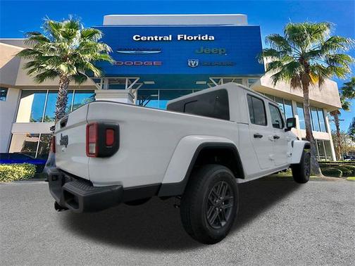2025 Jeep Gladiator Sport S