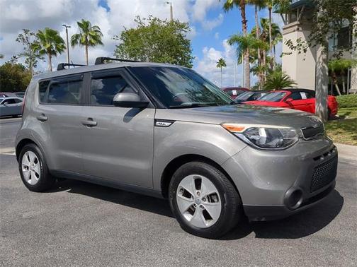 2016 Kia Soul Base