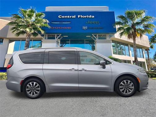 2021 Chrysler Pacifica Hybrid Touring L