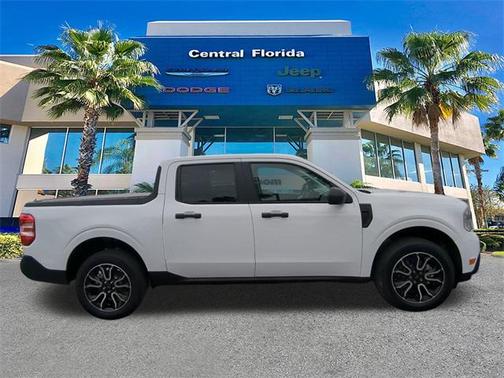 2023 Ford Maverick XL