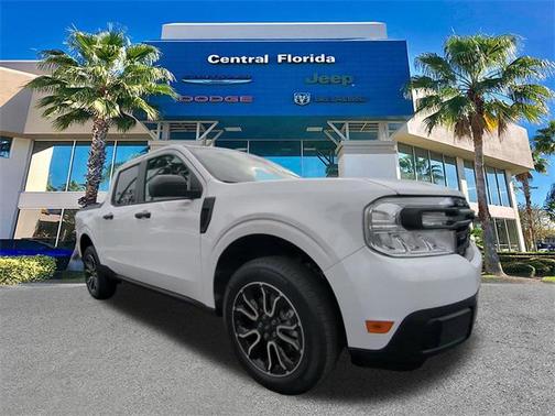 2023 Ford Maverick XL