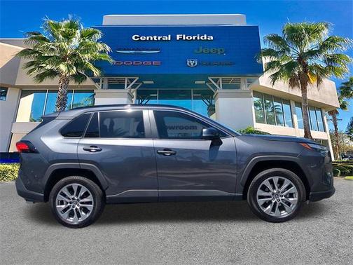 2023 Toyota RAV4 XLE Premium