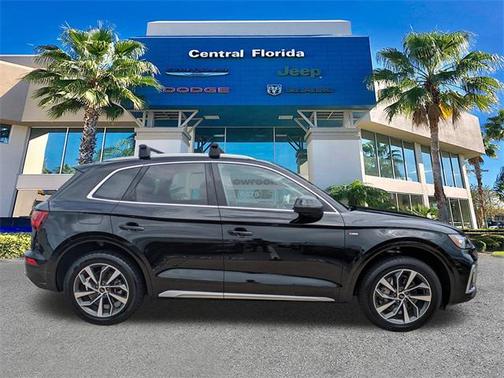 2024 Audi Q5 45 S line Premium Plus