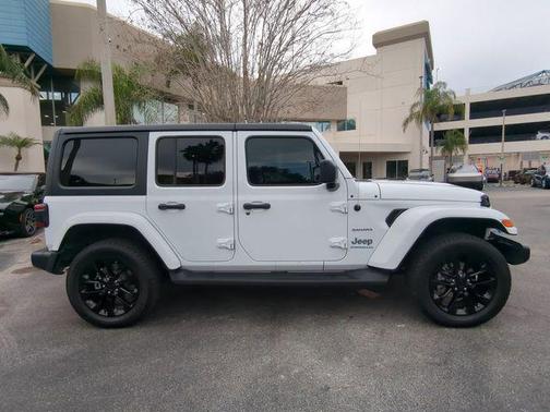 2023 Jeep Wrangler 4xe Sahara