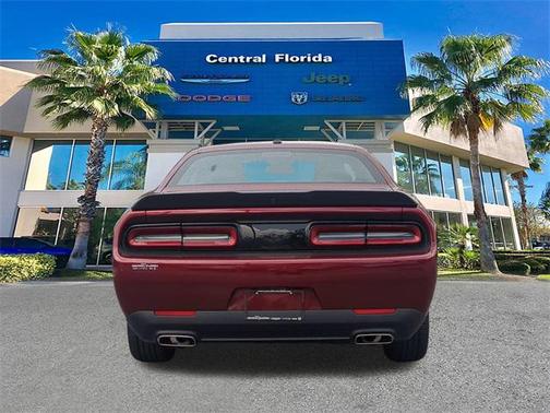 2022 Dodge Challenger SXT