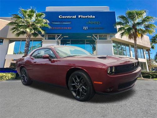 2022 Dodge Challenger SXT