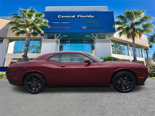 2022 Dodge Challenger SXT