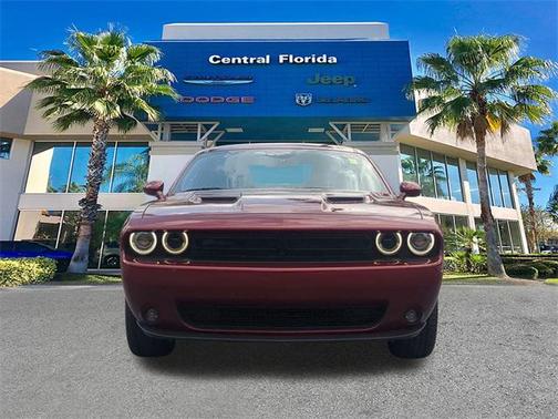 2022 Dodge Challenger SXT