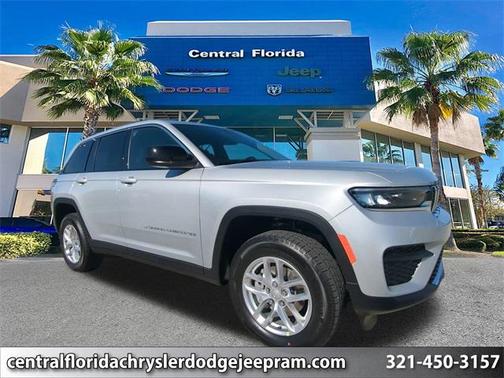 2025 Jeep Grand Cherokee Laredo