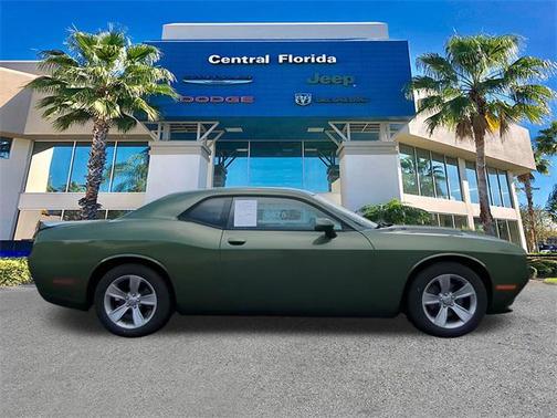 2020 Dodge Challenger SXT