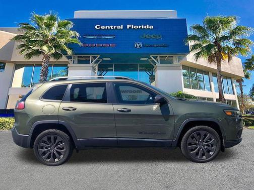 Olive Green Pearlcoat 2021 Jeep Cherokee Latitude Lux