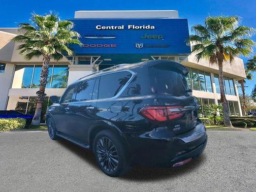 2024 INFINITI QX80 PREMIUM SELECT AWD