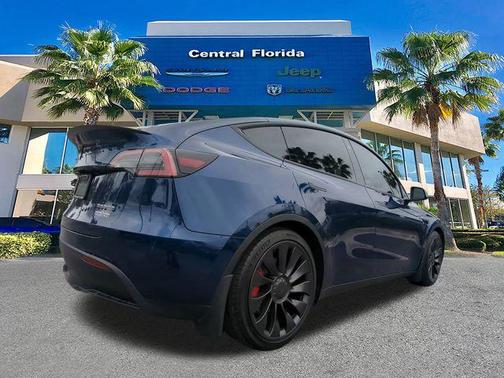 2022 Tesla Model Y Performance Dual Motor All-Wheel Drive