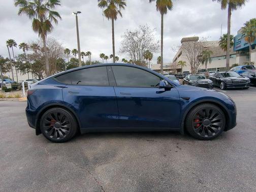 2022 Tesla Model Y Performance Dual Motor All-Wheel Drive