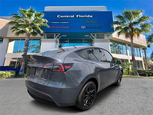 2023 Tesla Model Y Long Range Dual Motor All-Wheel Drive