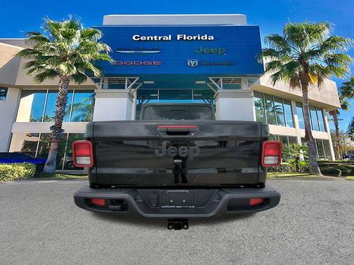 2025 Jeep Gladiator Sport S