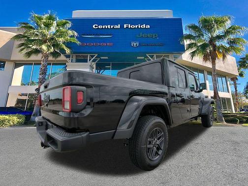 2025 Jeep Gladiator Sport S