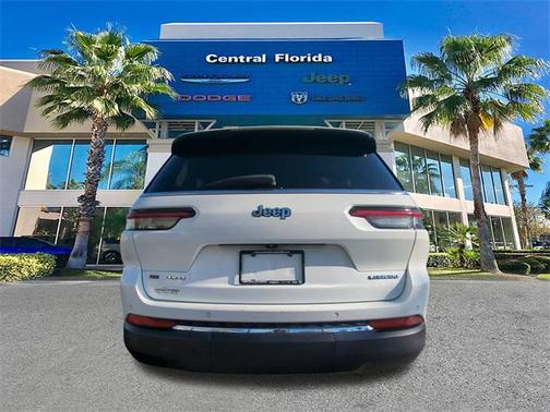 2021 Jeep Grand Cherokee L Laredo