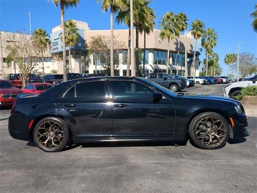 2018 Chrysler 300 S