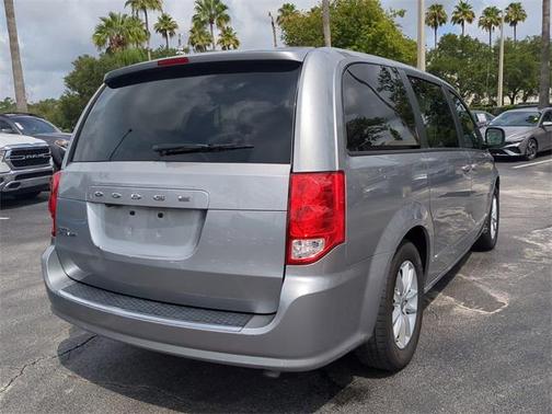 2020 Dodge Grand Caravan SE