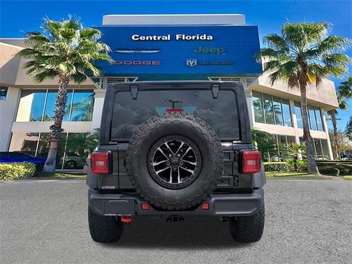 2025 Jeep Wrangler Rubicon