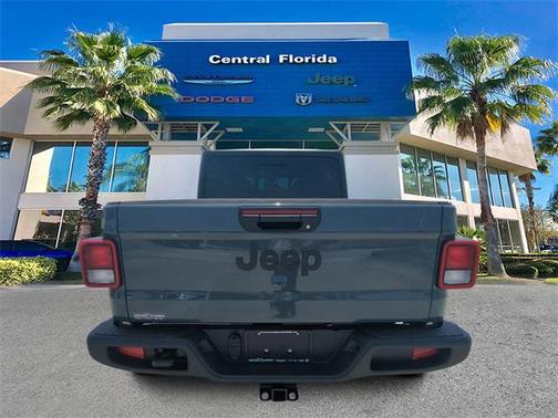 2025 Jeep Gladiator Sport S
