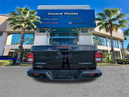 2025 Jeep Gladiator Sport S