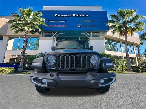 2025 Jeep Gladiator Sport S