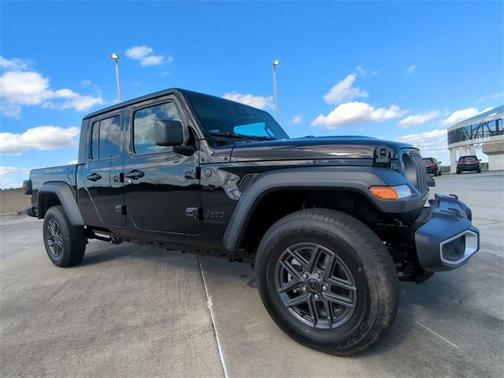 2025 Jeep Gladiator Sport S