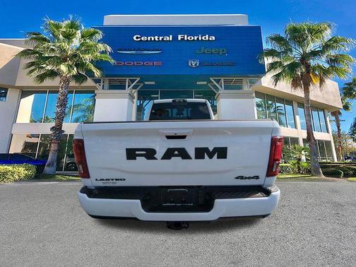2026 RAM 3500 Limited Crew Cab 4x4 8' Box