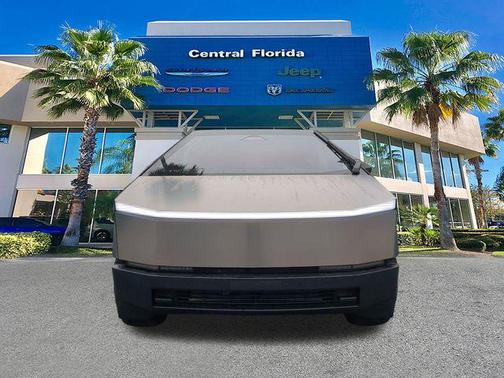 2024 Tesla Cybertruck Cyberbeast