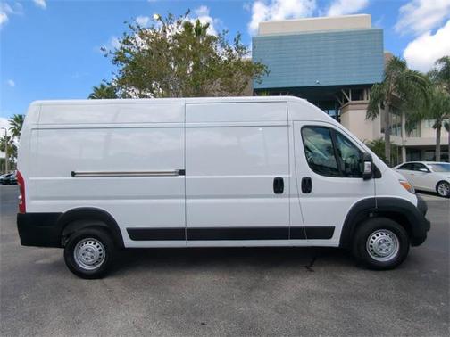 2025 RAM ProMaster 2500 Tradesman