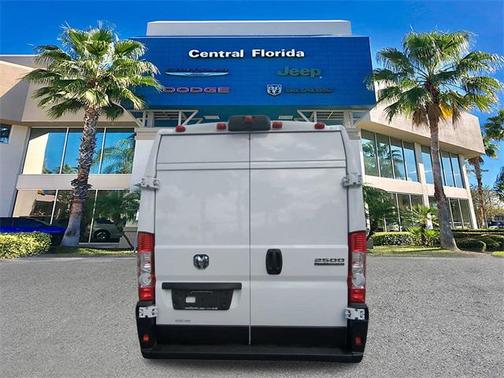 2025 RAM ProMaster 2500 Tradesman