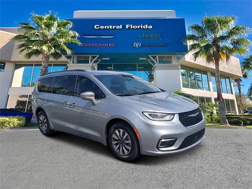 2021 Chrysler Pacifica Hybrid Touring L