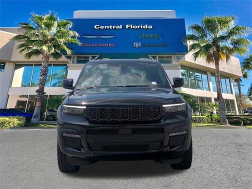 2025 Jeep Grand Cherokee L Summit Reserve